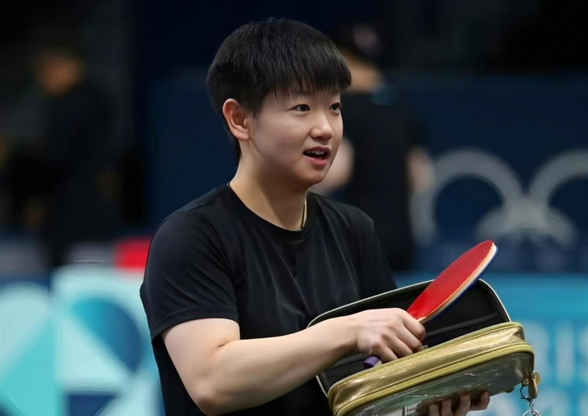 孙颖莎俱乐部赛事进球助细节曝光(孙颖莎深圳乒超俱乐部赛后搭肩的女叫什么)|eg游戏官网